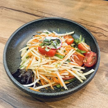 Kiin D Thai - Papaya salad - Thai Near Me - Vacaville, California Kiin D Thai - Papaya salad - Thai Near Me - Vacaville, California