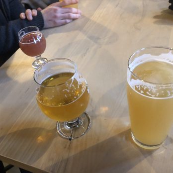 Idiom Brewing - Grabbing a brew! - Breweries Near Me - Frederick, Maryland Idiom Brewing - Grabbing a brew! - Breweries Near Me - Frederick, Maryland