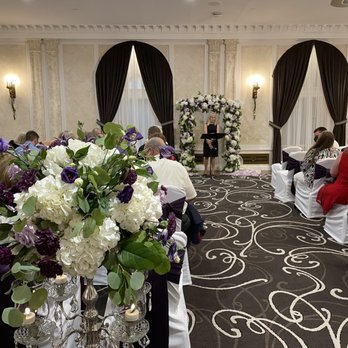 Hotel Retlaw - Wedding - Hotels Near Me - Fond du Lac, Wisconsin Hotel Retlaw - Wedding - Hotels Near Me - Fond du Lac, Wisconsin
