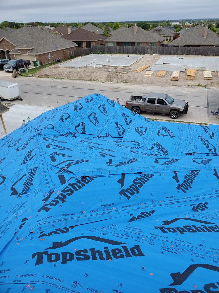 Slide of L&W Roofing
