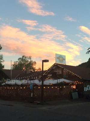 Woody Creek Tavern by null