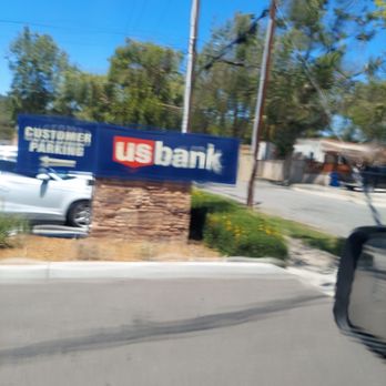 U.S. Bank Branch - Parking  entrance - Banks & Credit Unions Near Me - Whittier, California