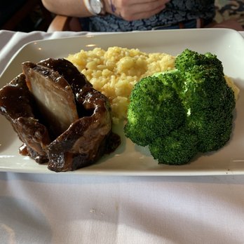 Bay Harbor - Short rib with saffron risotto and broccoli - Seafood Near Me - Sandusky, Ohio Bay Harbor - Short rib with saffron risotto and broccoli - Seafood Near Me - Sandusky, Ohio
