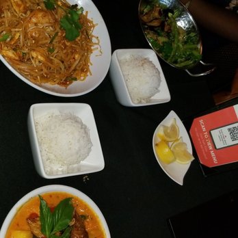 Songkran Thai Kitchen - Thai Near Me - Houston, Texas