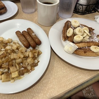 Sandfiddler Cafe - French Toast - Breakfast & Brunch Near Me - Norfolk, Virginia