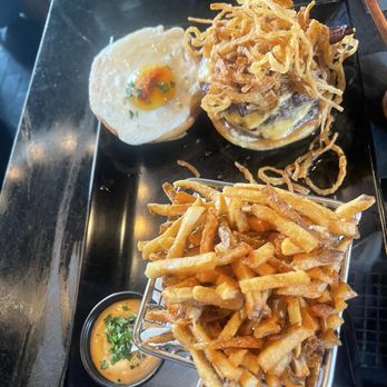 Little Bad Wolf - Big Wolf Burger - American Near Me - Chicago, Illinois