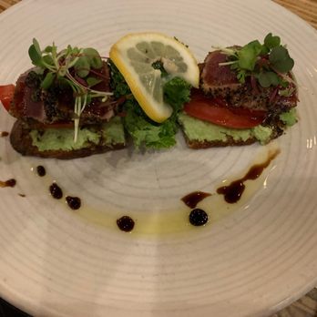 Honu Oceanside - Ahi Bruschetta - Seafood Near Me - Lahaina, Hawaii