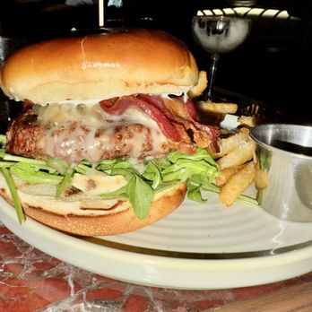 Flight West - Wagyu Burger - best truffle fries in Miami. - Cocktail Bars Near Me - South Miami, Florida Flight West - Wagyu Burger - best truffle fries in Miami. - Cocktail Bars Near Me - South Miami, Florida