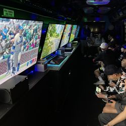H3 Mobile Entertainment - Inside the video gaming bus
