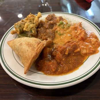 Tandoor Palace - Samosa, pakora, chicken curry, goat curry, rice, chicken tikka masala - Indian Near Me - San Antonio, Texas