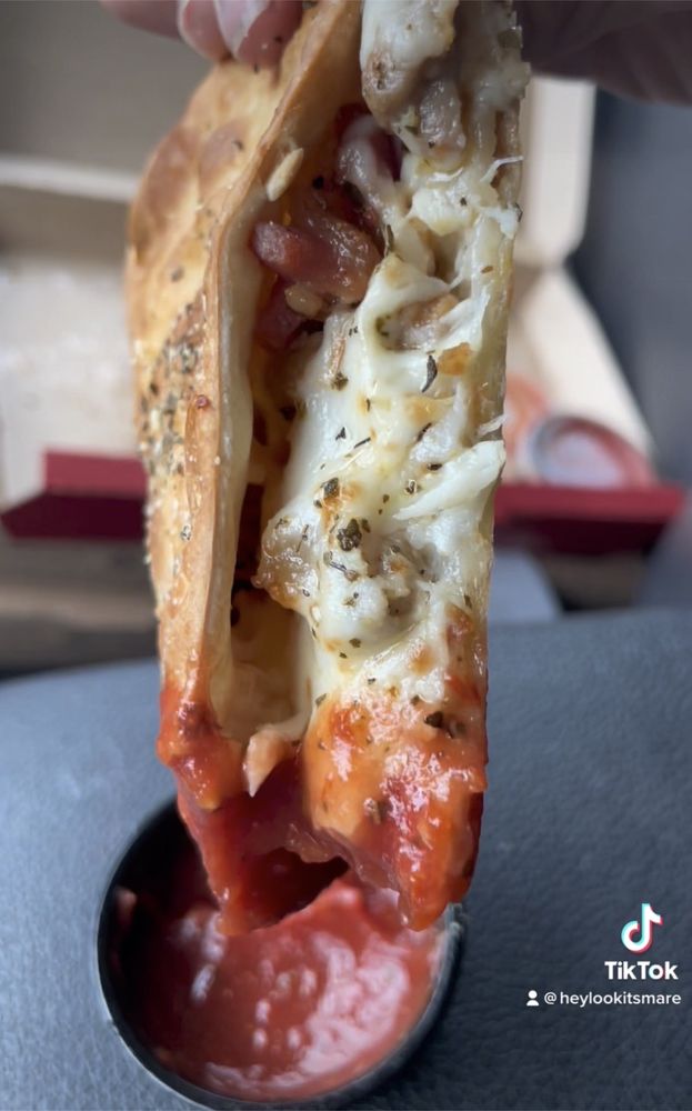 PIZZA HUT Updated September 2024 189 N Main St, Mansfield