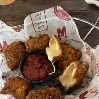 Mugshots Grill & Bar - Collierville, TN - Burgers Near Me - Collierville, Tennessee Mugshots Grill & Bar - Collierville, TN - Burgers Near Me - Collierville, Tennessee