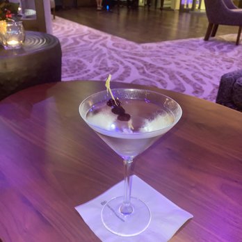 D-Lounge - Live music and cocktails. - Lounges Near Me - Cancun, ROO