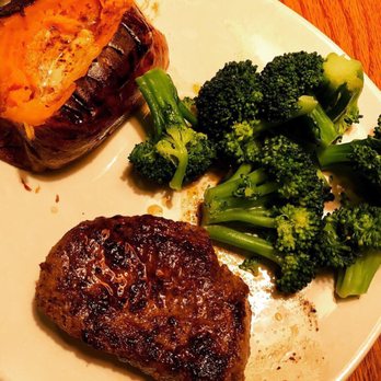 Outback Steakhouse - 6 oz sirloin, sweet potato and broccoli - Steakhouses Near Me - Tampa, Florida Outback Steakhouse - 6 oz sirloin, sweet potato and broccoli - Steakhouses Near Me - Tampa, Florida