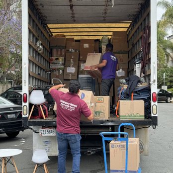Velazquez Movers - Movers Near Me - Vista, California