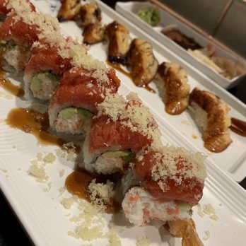 Show Sushi - 8 Piece Fire Crunch Roll - Sushi Bars Near Me - San Dimas, California