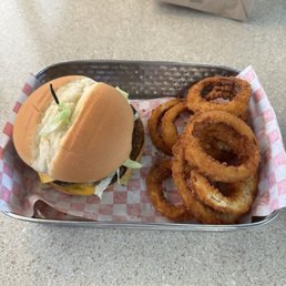 Double cheeseburger//onion rings.