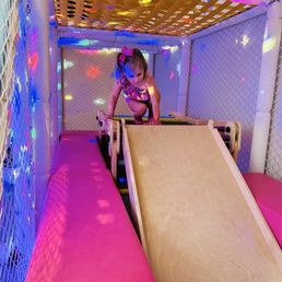 Climber and slide under the maze
