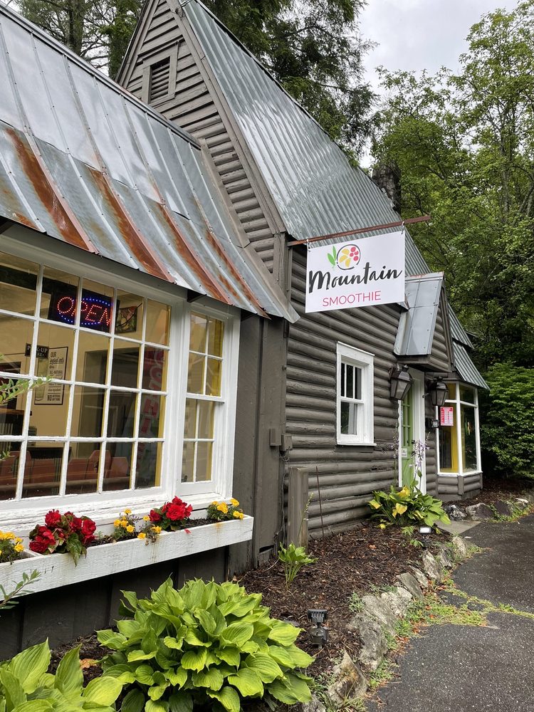 MOUNTAIN SMOOTHIE Updated October 2024 10 Photos 333 US64