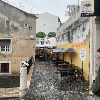 Cantinho do Aziz - Outdoor seating - African Near Me - Lisbon, 11