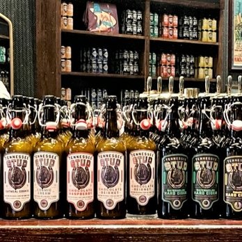Tennessee Stud Cider - Cideries Near Me - Gatlinburg, Tennessee Tennessee Stud Cider - Cideries Near Me - Gatlinburg, Tennessee