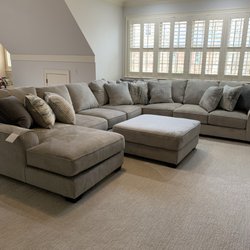 Capital Discount Furniture - Ardsley sectional, dark gray.