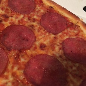 Call a Pizza - Salami - Pizza Near Me - Munich, BY Call a Pizza - Salami - Pizza Near Me - Munich, BY