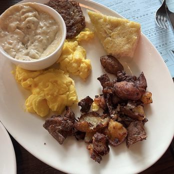 bar Vetti - Breakfast plate with sausage add gravy - Italian Near Me - Louisville, Kentucky bar Vetti - Breakfast plate with sausage add gravy - Italian Near Me - Louisville, Kentucky