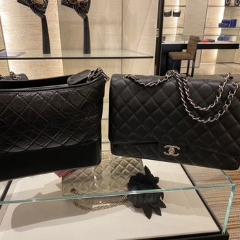 Chanel - Accessories Near Me - Honolulu, Hawaii Chanel - Accessories Near Me - Honolulu, Hawaii