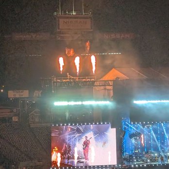 Nissan Stadium - Stadiums & Arenas Near Me - Nashville, Tennessee