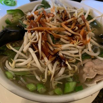 Saigon Saigon - Vietnamese Near Me - Arlington, Virginia