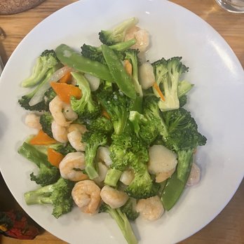 Evergreen Downtown - Shrimp with Mixed Vegetables - Chinese Near Me - Ann Arbor, Michigan