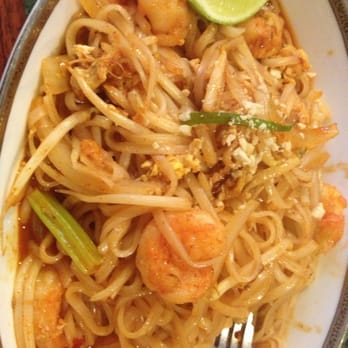 Huang's Ya Ting - Shrimp Pad Thai - Asian Fusion Near Me - Aurora, Colorado