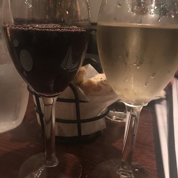 Mim's Restaurant - Good way to start a dinner - American Near Me - Roslyn Heights, New York Mim's Restaurant - Good way to start a dinner - American Near Me - Roslyn Heights, New York