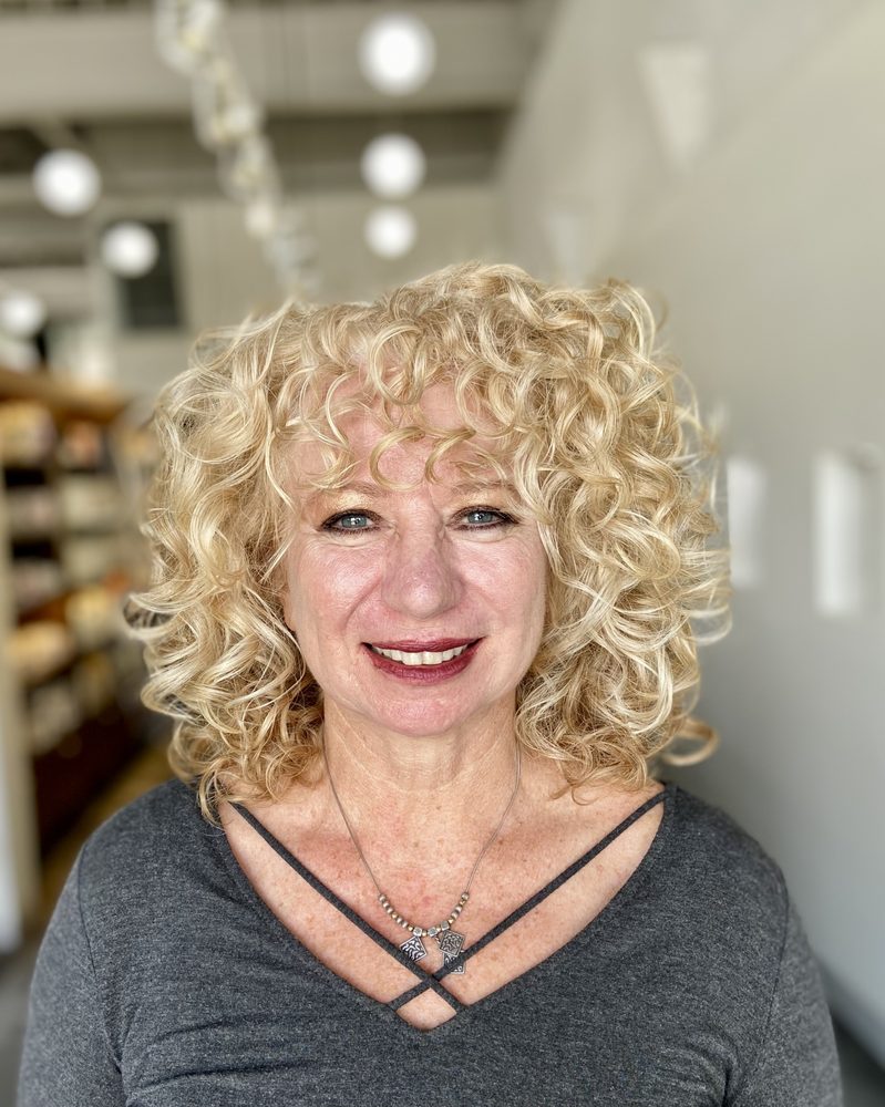 REPUBLIC HAIR CO. Request an Appointment 42 Photos 5323