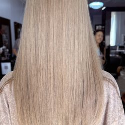 QT Salon