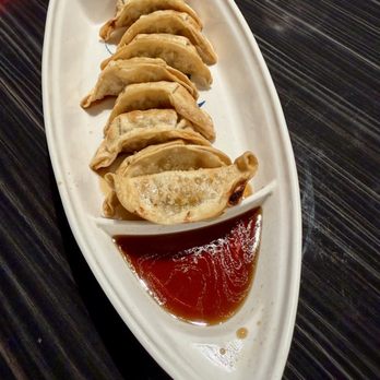 Makisu Sushi - Gyoza - Sushi Bars Near Me - Sacramento, California