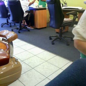 Traci's Nails - Nail Salons Near Me - Oakland, California