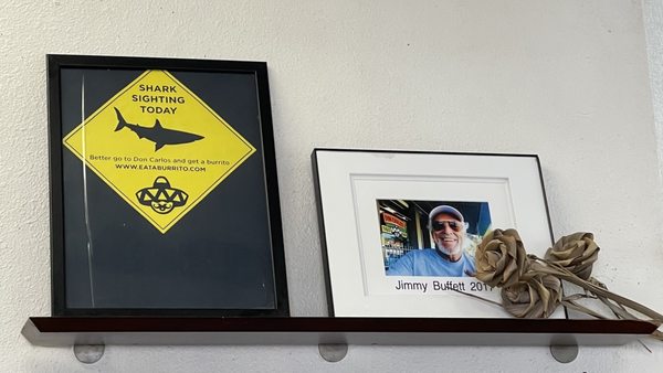 Don Carlos Taco Shop։ by null