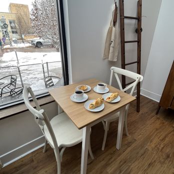 Sugar & Cream Cafe - Indoor seating - Bakeries Near Me - Los Alamos, New Mexico