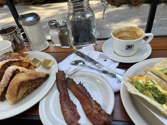 Bacon & Eggs by null