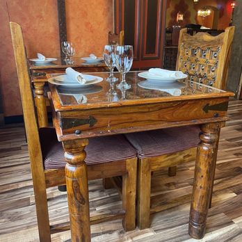 India Palace Restaurant - Beautiful tables - Indian Near Me - Nashua, New Hampshire