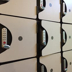 Be Luminous Yoga - GREAT locker set up - no need to carry a clunky lock with you :)