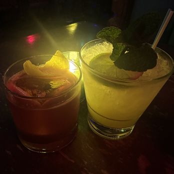 Saturn Room - Scorpion Sunset (left) - Mai tai (right) - Cocktail Bars Near Me - Tulsa, Oklahoma