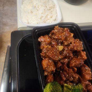 Breakfast House - seseme chicken - tough - large portion - Asian Fusion Near Me - Austin, Texas Breakfast House - seseme chicken - tough - large portion - Asian Fusion Near Me - Austin, Texas