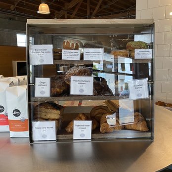 Linea Caffe - Baked goods - Coffee Roasteries Near Me - San Francisco, California Linea Caffe - Baked goods - Coffee Roasteries Near Me - San Francisco, California