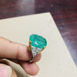 New York One Pawn - Precious Stones