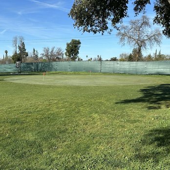 Foothill Golf Course - Practice Putting green - Golf Near Me - Citrus Heights, California