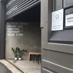 Greenleaf Organics - Store front