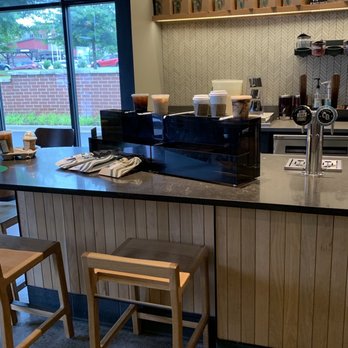 Starbucks - Coffee & Tea Near Me - Charlotte, North Carolina Starbucks - Coffee & Tea Near Me - Charlotte, North Carolina
